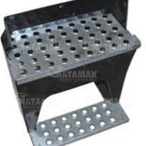Q08 10 037 CABIN FRONT FOOT STEP   (LEFT) FOR MERCEDES