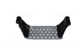 FOOT STEP RH FOR MERCEDES